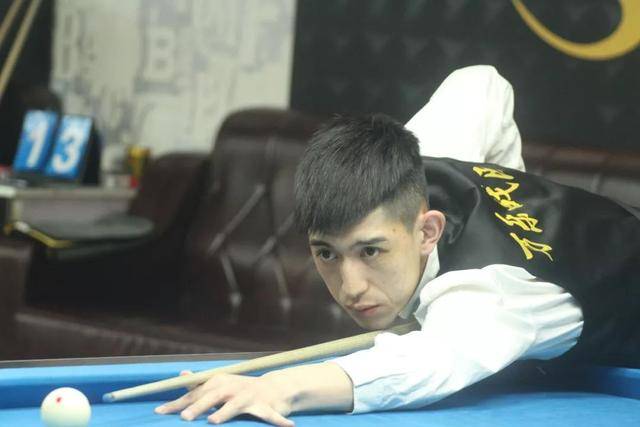 廖锦涛在比 廖锦涛在比