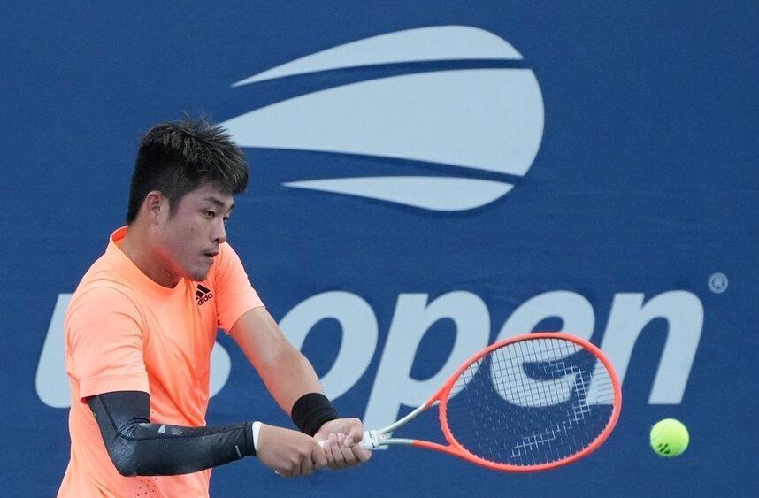 律师控诉:马拉多纳去世前住的房子是个猪圈!浴室不到1米宽.