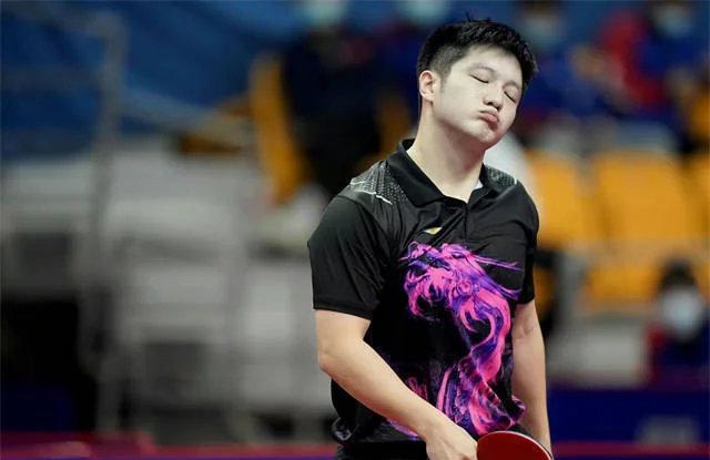 纽卡仍在竞争！罗马诺：曼联已经通知莱比锡 准备正式报价塞斯科